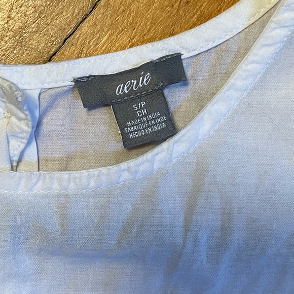 Sleeveless Eyelet Top - Picture 10 of 10